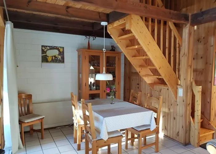 Lovely In 埃克斯特塔尔